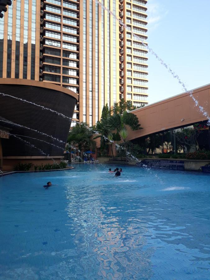 Raymond Suites At Berjaya Times Square Куала-Лумпур Экстерьер фото