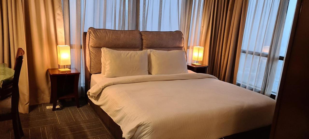Raymond Suites At Berjaya Times Square Куала-Лумпур Экстерьер фото