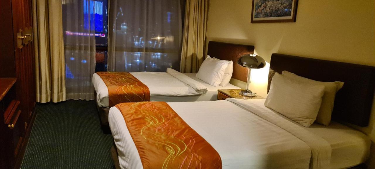 Raymond Suites At Berjaya Times Square Куала-Лумпур Экстерьер фото