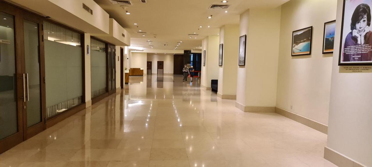 Raymond Suites At Berjaya Times Square Куала-Лумпур Экстерьер фото